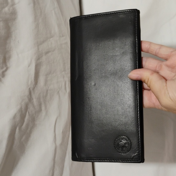 Hunting World Men's Long Black Vintage Wallet Gently Used